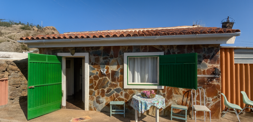 Finca rústica con edificaciones y gran potencial