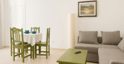 Apartamento con 2 Dormitorios y 2 Balcones – Puerto de la Cruz, Edificio Alta