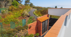 Niezależny dom z panoramicznym widokiem na ocean i Teide – La Guancha – działka 1000 m²