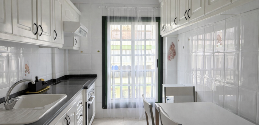 Jasny apartament z 3 sypialniami i balkonem – Puerto de la Cruz