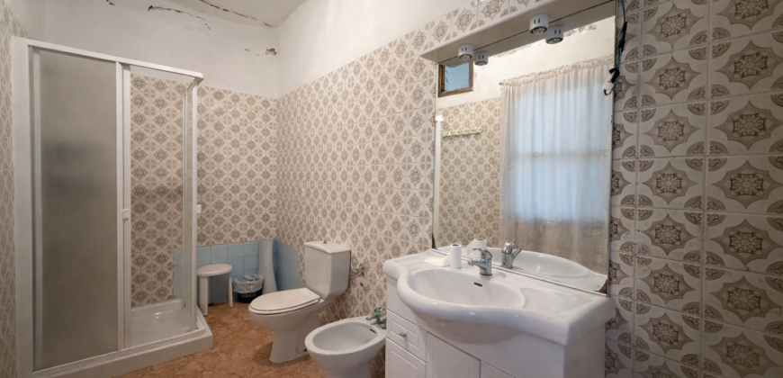 Casa con terreno y vistas al océano – Santa Bárbara