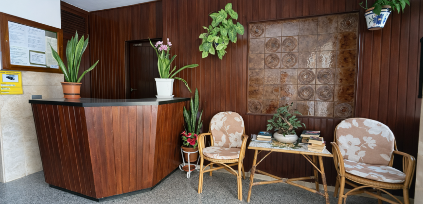 Apartamento con vistas al océano – 47 m² | reformado | plaza de garaje