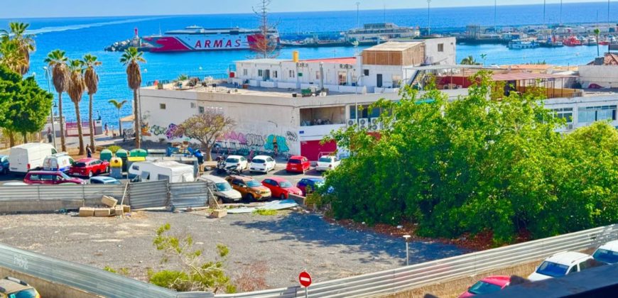 Apartamento con vistas al océano – 47 m² | reformado | plaza de garaje