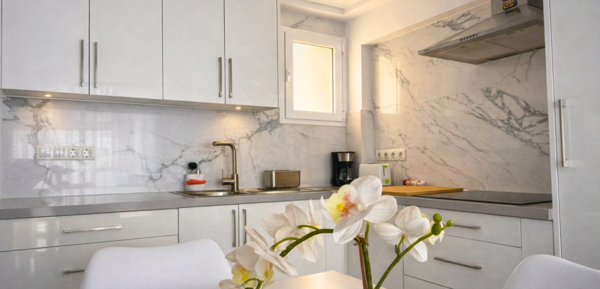 Apartamento con vistas al océano – 47 m² | reformado | plaza de garaje